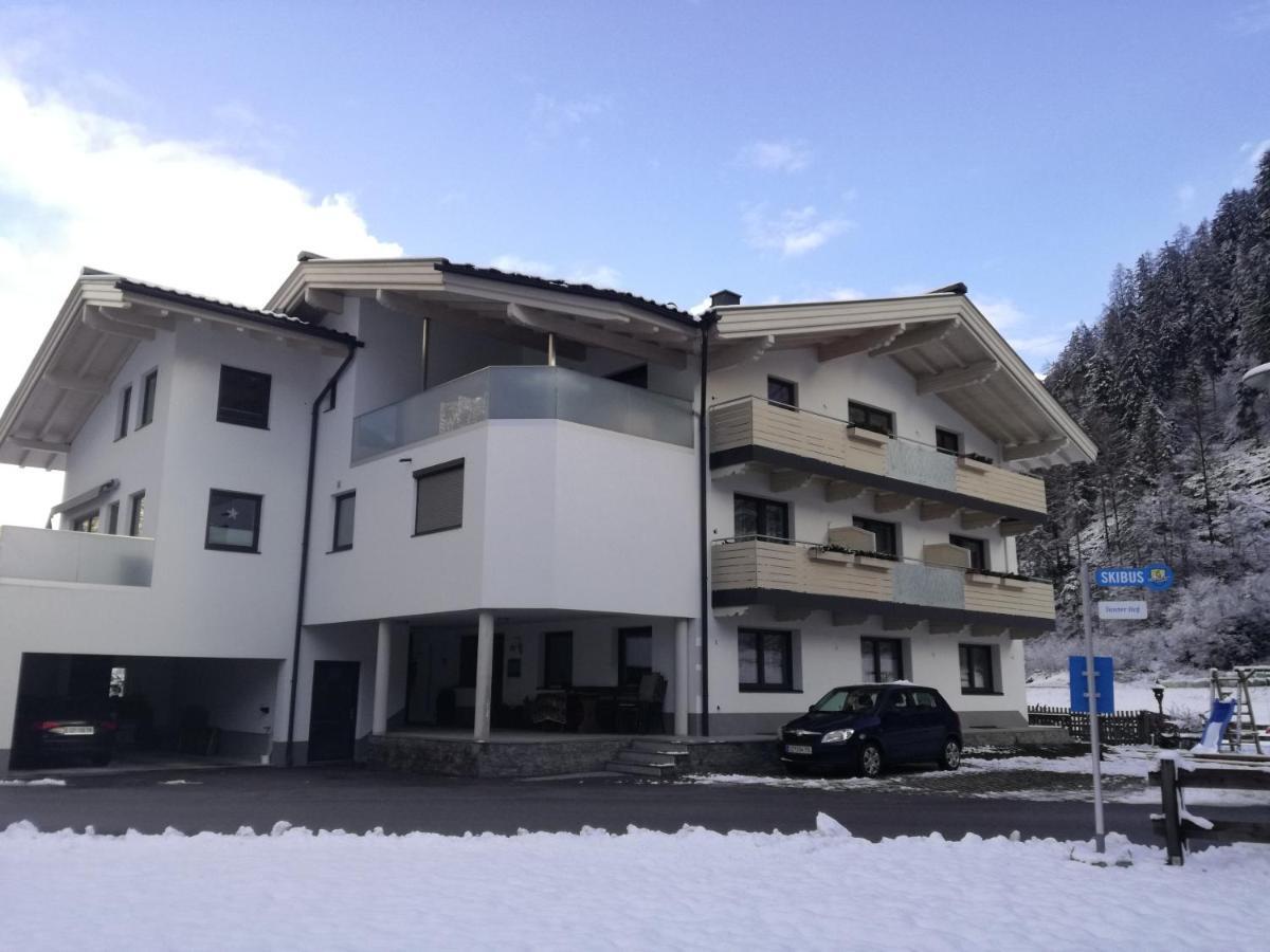 Gaestehaus Holaus Mayrhofen Exterior foto